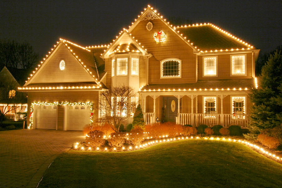 We take pride in creating custom Christmas light displays that reflect each Brentwood client's unique personality.